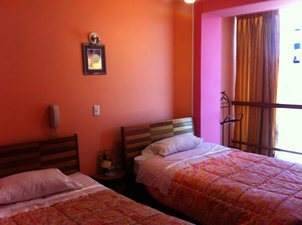 Hostal Retama Inn Huancayo Eksteriør billede