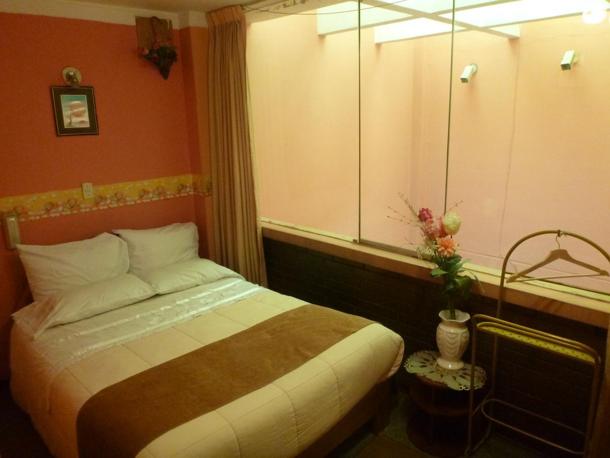 Hostal Retama Inn Huancayo Eksteriør billede